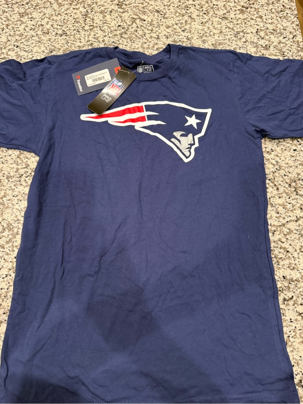 Fanatics Navy New England Patriots Logo Tee with Red & White Accents